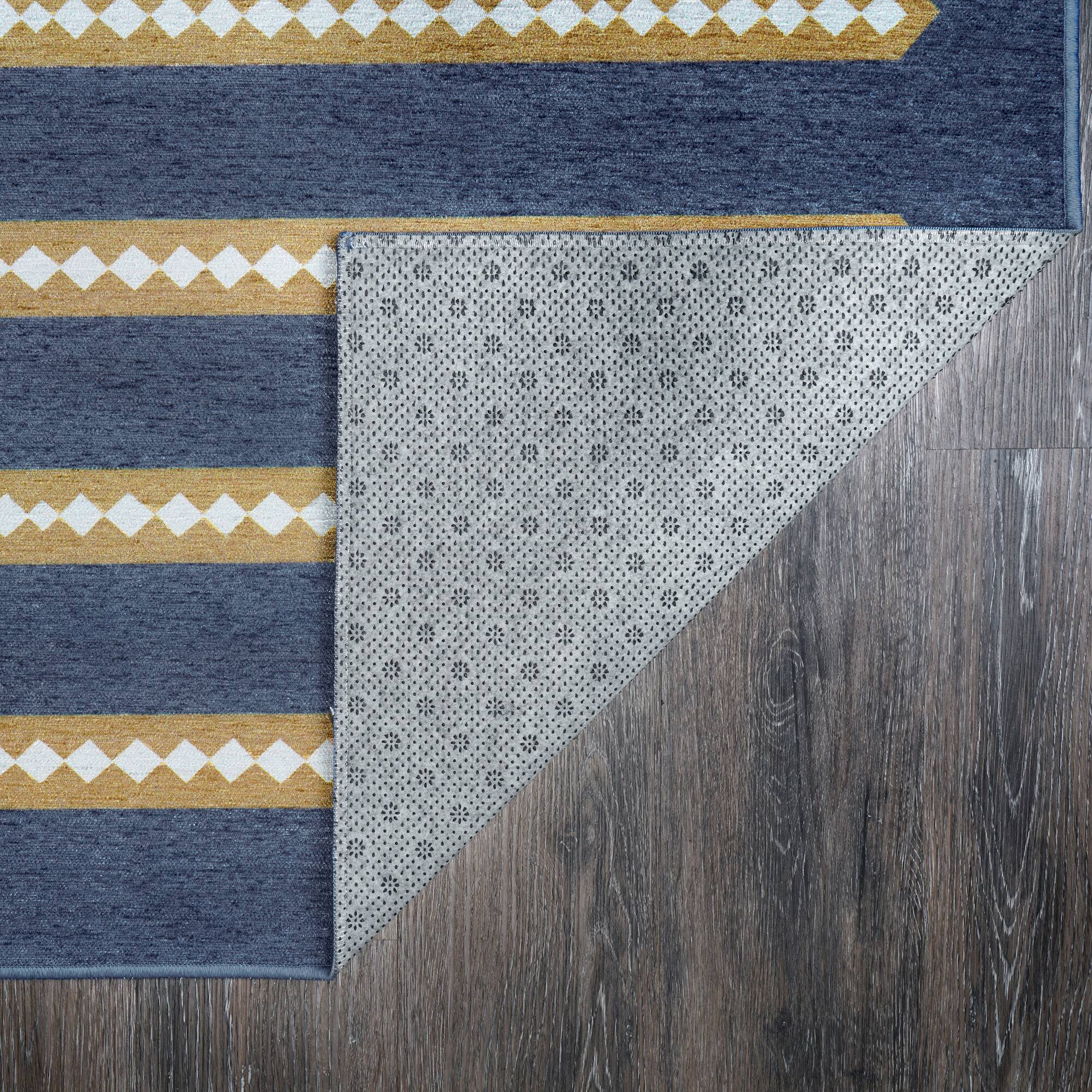 My Magic Carpet Dash & Dot Washable Rug